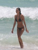 Julia-Pereira-in-Bikini-in-Miami-15