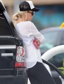 Kaley-Cuoco-3