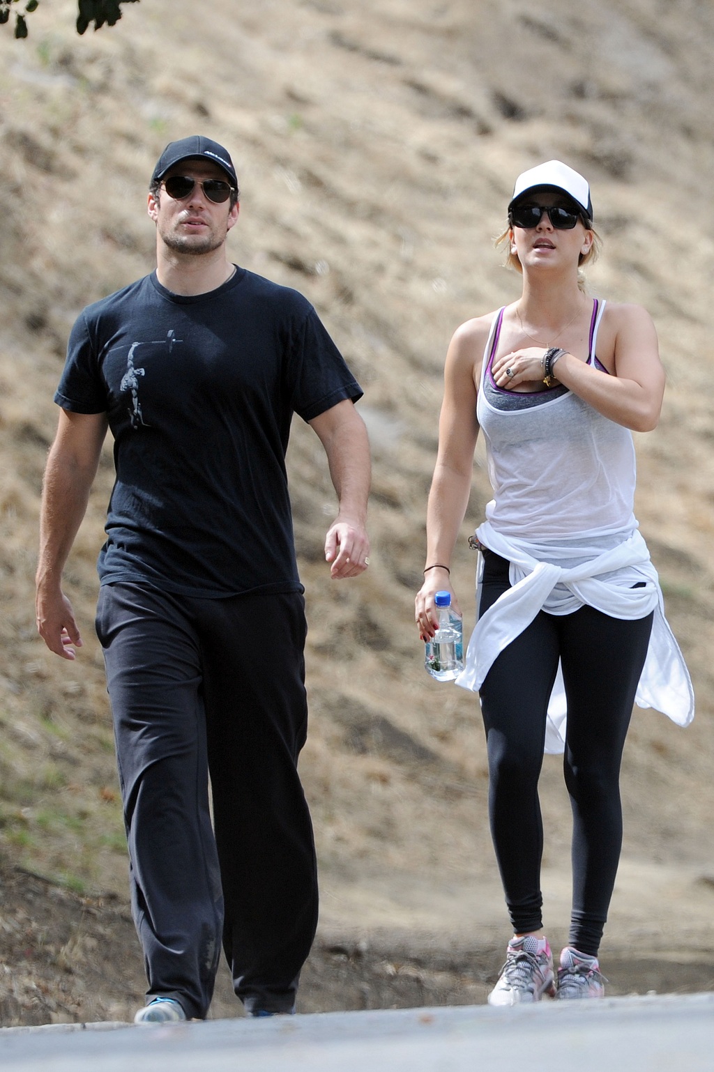 Kaley-Cuoco-6