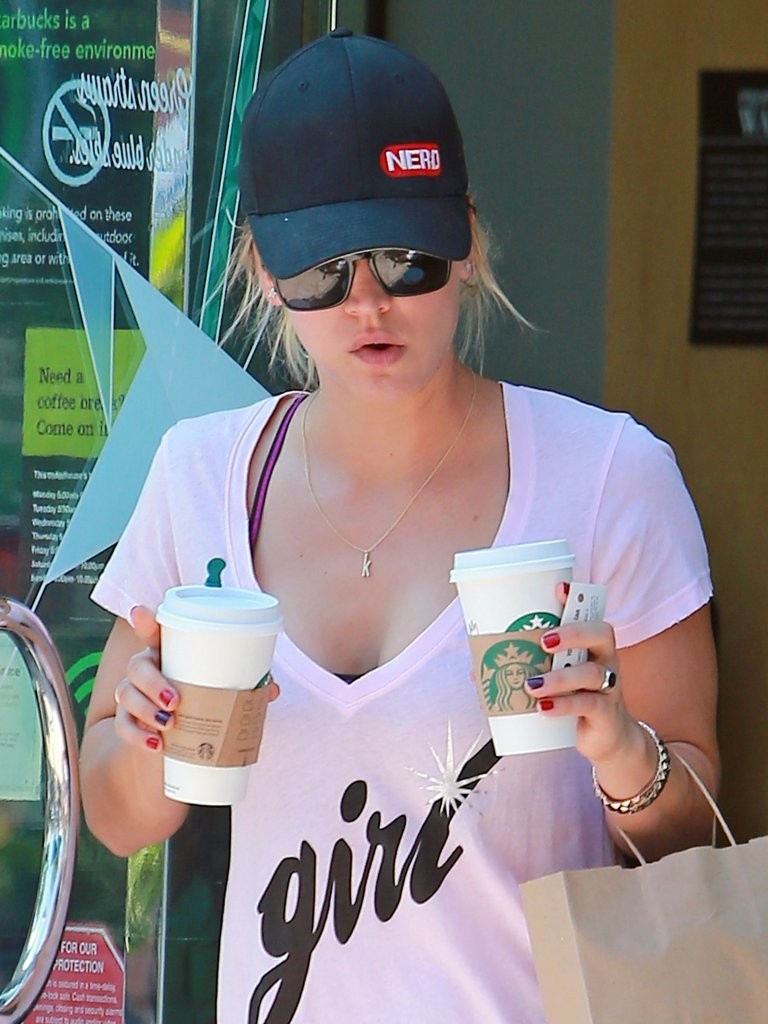 Kaley-Cuoco-Out-and-About-in-LA-6