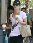 Kaley-Cuoco-Out-and-About-in-LA-8