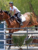 Kaley-Cuoco-Riding-a-Horse-in-LA-5