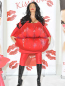 Katie-Price-Kissable-9