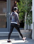 Katy-Perry-Booty-in-Tights-7