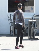 Katy-Perry-Booty-in-Tights-9
