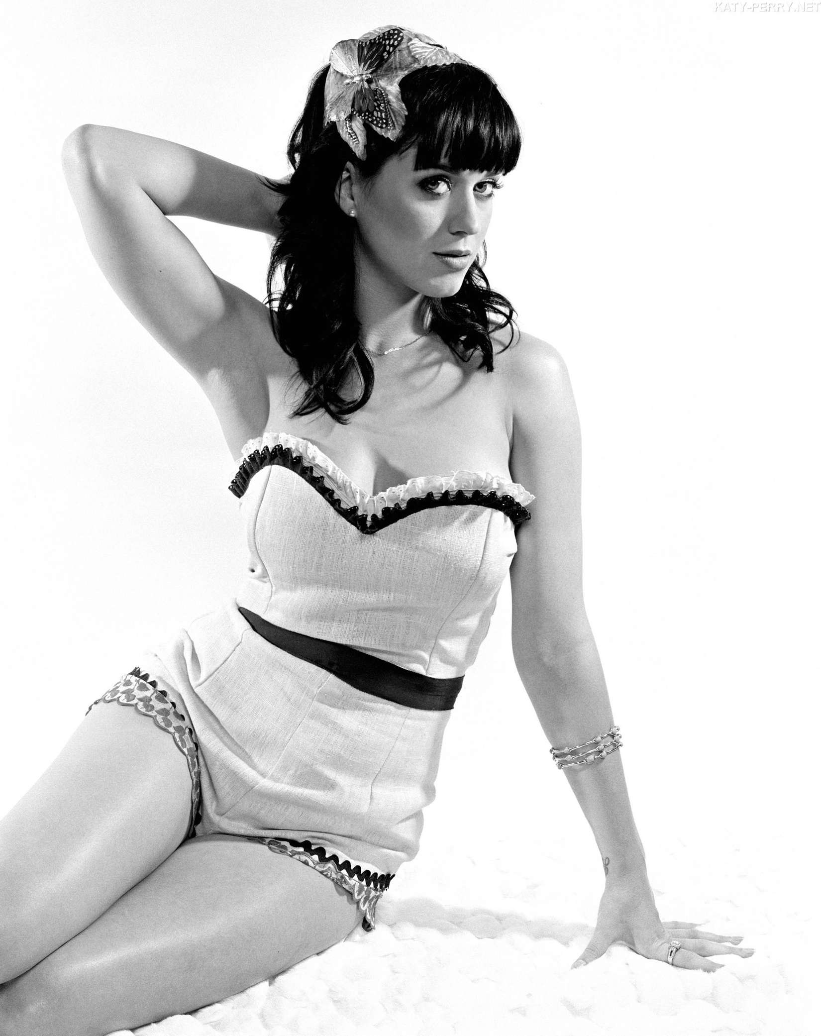 Katy-Perry-Gregg-Delman-Photoshoot-10