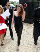 Kristen-Stewart-at-Zuhair-Murad-Fashion-Show-in-Paris-24