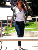 Kristen-Stewart-in-Los-Angeles-16
