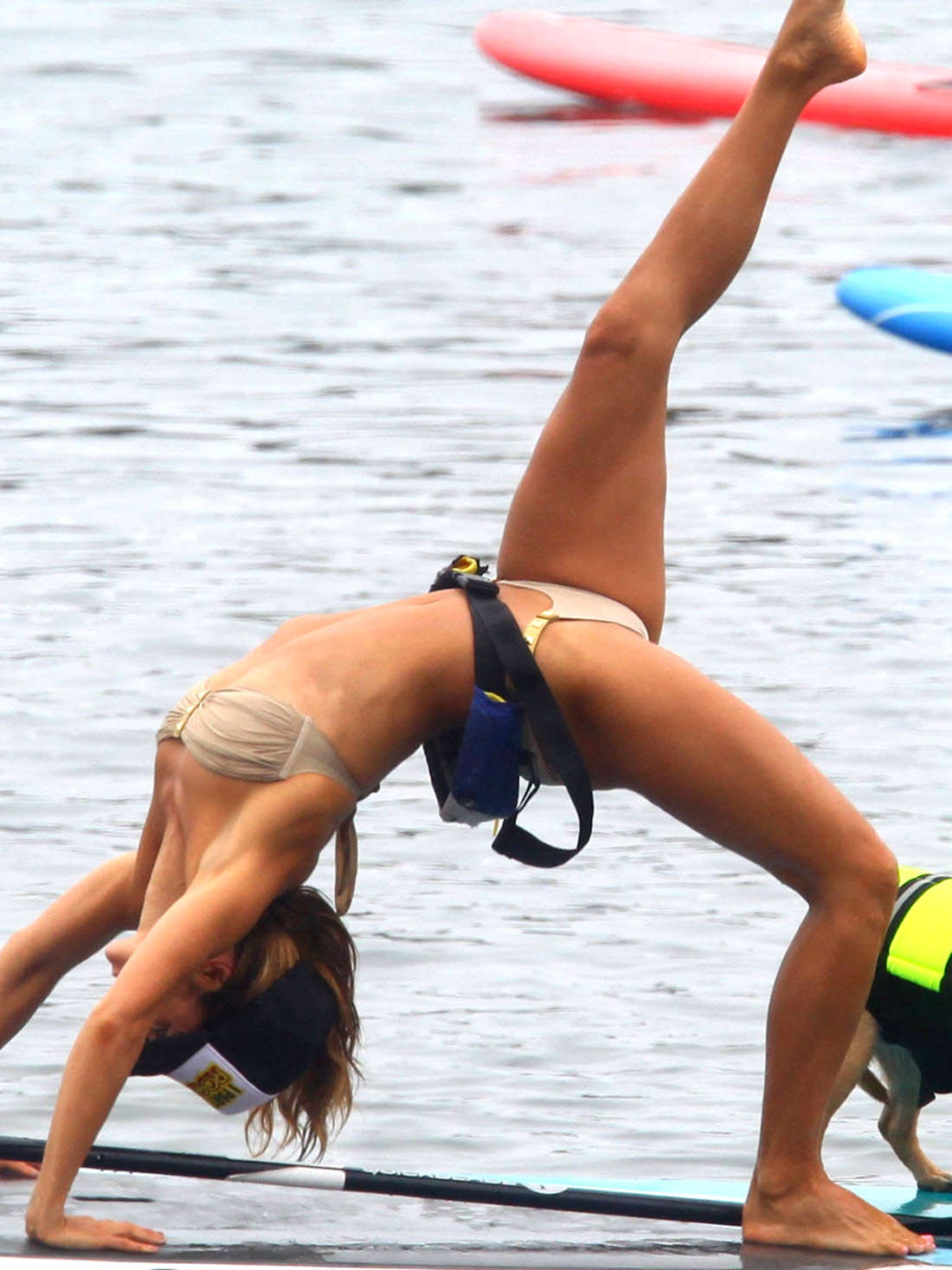 Leilani-Dowding-in-Bikini-1
