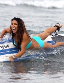 Leilani-Dowding-in-Bikini-20