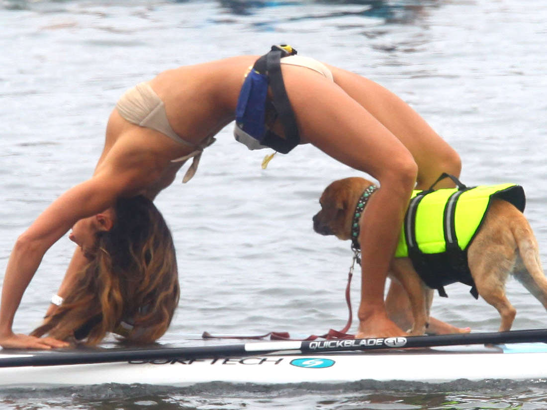Leilani-Dowding-in-Bikini-2