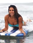 Leilani-Dowding-in-Bikini-4