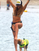 Leilani-Dowding-in-Bikini-5