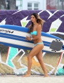 Leilani-Dowding-in-Bikini-6