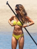 Leilani-Dowding-in-Bikini-8
