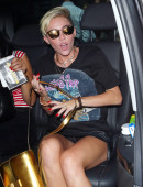 Miley-Cyrus-at-BBC-Radio-12