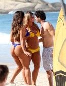 Nicole-Bahls-and-Fani-Pacheco-Filming-Commercial-2