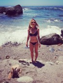 Olesya-Rulin-in-a-Bikini-in-Big-Sur-California-1
