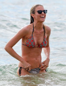 Paige-Butcher-in-Bikini-in-Maui-17