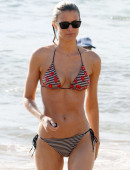 Paige-Butcher-in-Bikini-in-Maui-25
