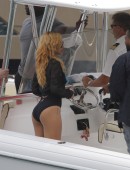 Rihanna-Booty-in-Swimsuit-1