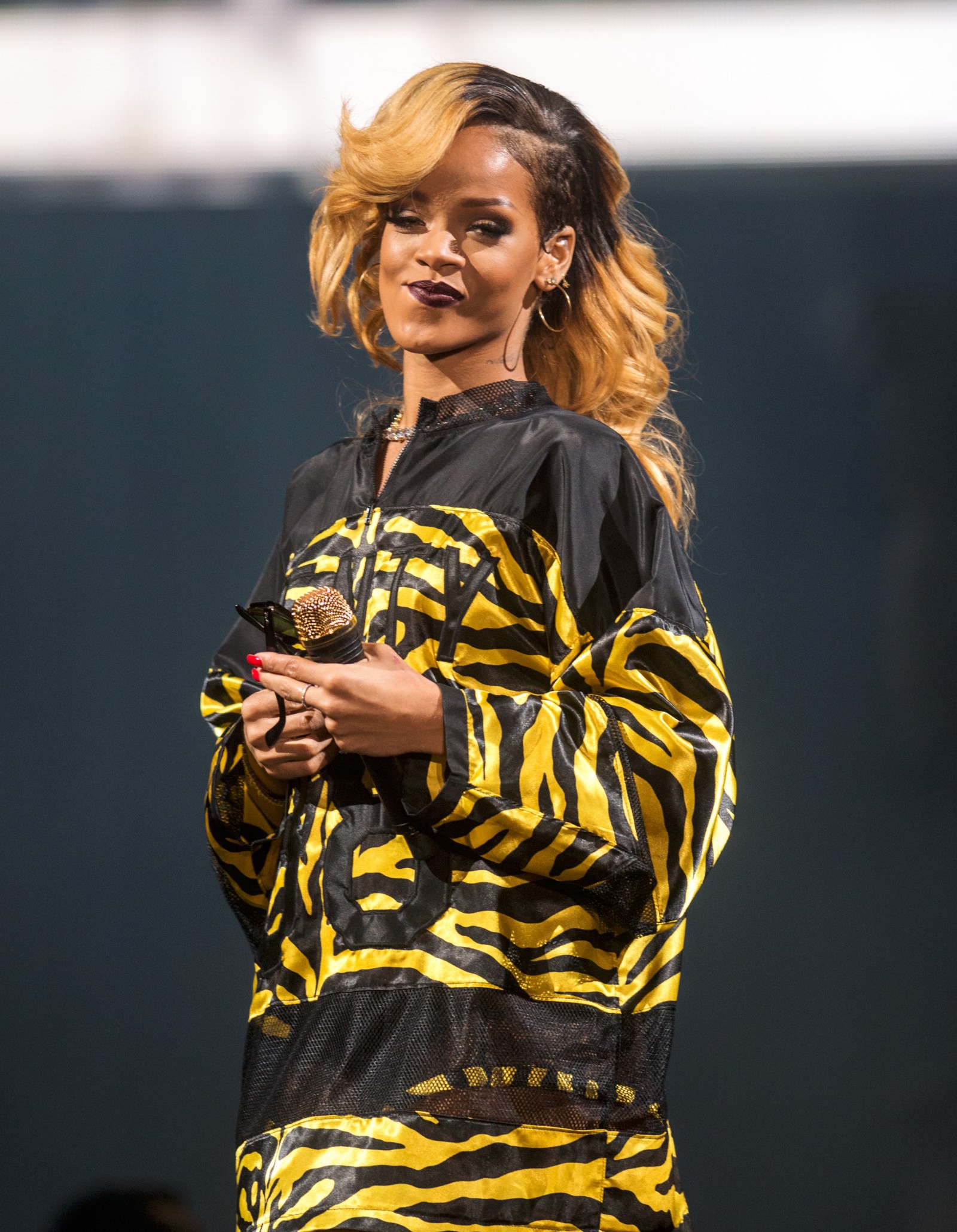 Rihanna-T-in-The-Park-2013-Concert-1