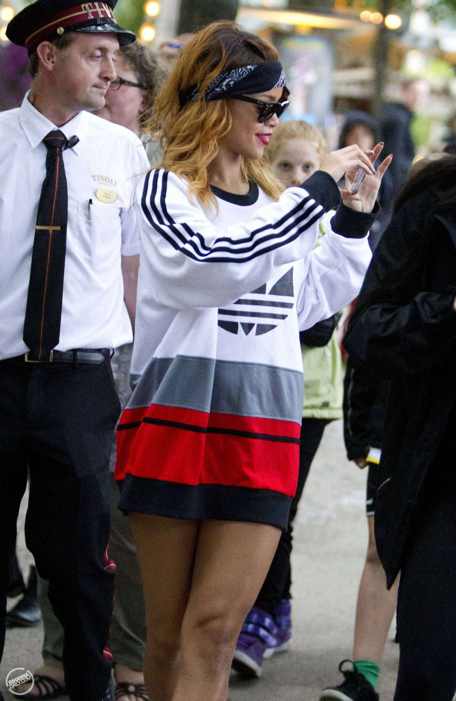 Rihanna-at-Tivoli-Garden-Amusement-Park-in-Copenhagen-1