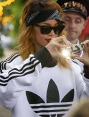 Rihanna-at-Tivoli-Garden-Amusement-Park-in-Copenhagen-5