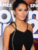 Salma-Hayek-at-Grown-Ups-2-Premiere-in-New-York-7