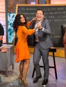 Salma-Hayek-on-Despierta-America-11