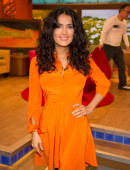 Salma-Hayek-on-Despierta-America-12