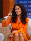 Salma-Hayek-on-Despierta-America-3