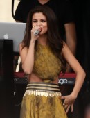 Selena-Gomez-Performing-at-Radio-Station-Concert-in-Boston-11
