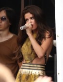 Selena-Gomez-Performing-at-Radio-Station-Concert-in-Boston-3