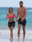 Shakira-in-Bikini-8