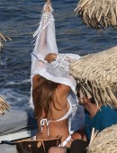Sofia-Vergara-in-Bikini-4