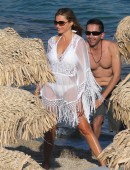 Sofia-Vergara-in-Bikini-9