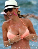Suzanne-Quast-Bikini-Candids-in-Hawaii-10