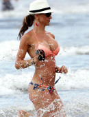 Suzanne-Quast-Bikini-Candids-in-Hawaii-9