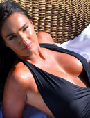 Tamara-Ecclestone-in-Swimsuit-10