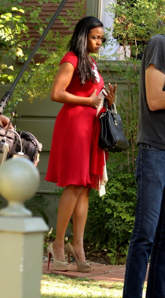 Tatyana-Ali-A-Very-Larry-Christmas-Set-2