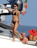 Vanessa-Hudgens-in-Bikini-1