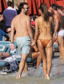 Alessandra-Ambrosio-in-Bikini-17