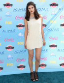Alexandra-Daddario-at-2013-Teen-Choice-awards-3