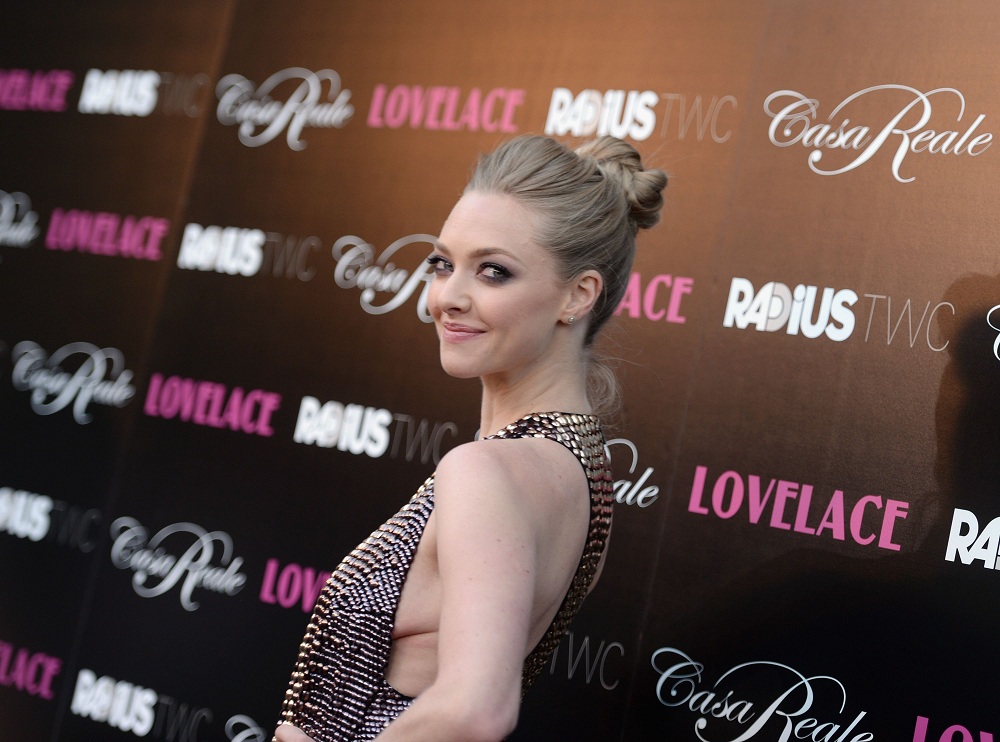 Amanda-Seyfried-Lovelace-Premiere-Hollywood-7