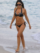 Claudia-Romani-Bikini-Photoshoot-32