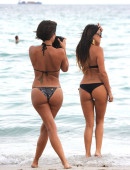 Claudia-Romani-Bikini-Photoshoot-4