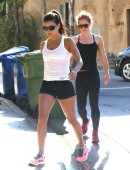 Eva-Longoria-Booty-in-Shorts-15