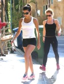 Eva-Longoria-Booty-in-Shorts-16