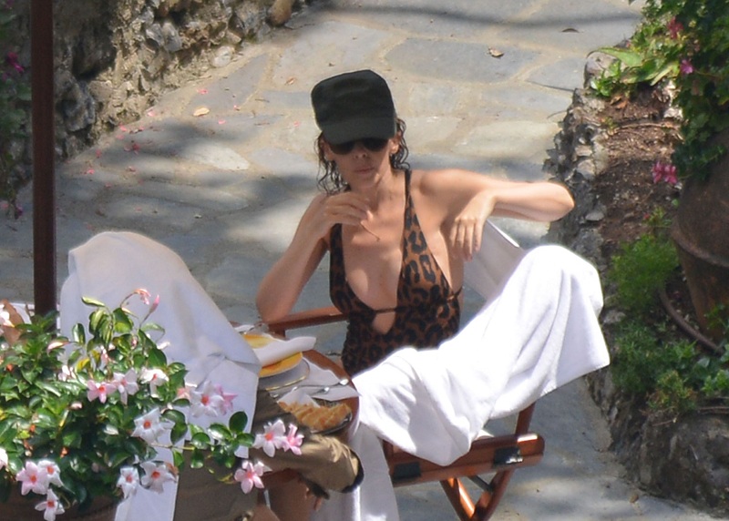 Kylie-Minogue-33